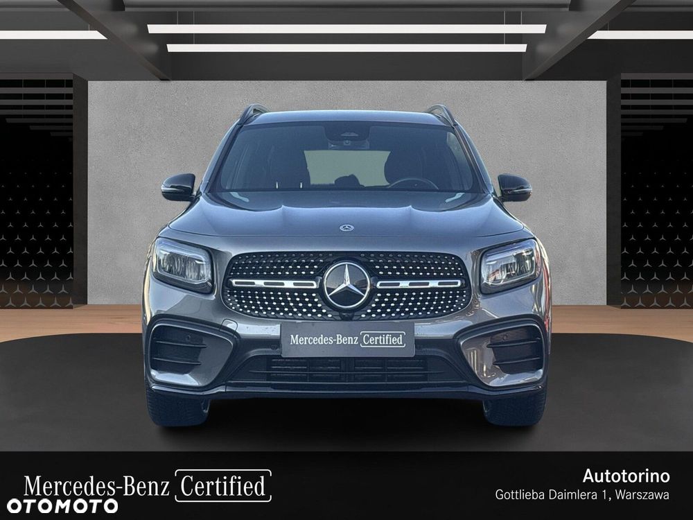 Mercedes-Benz GLB - 8