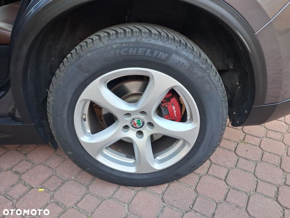 Alfa Romeo Stelvio 2.0 Turbo 16V AT8-Q4 Super - 13