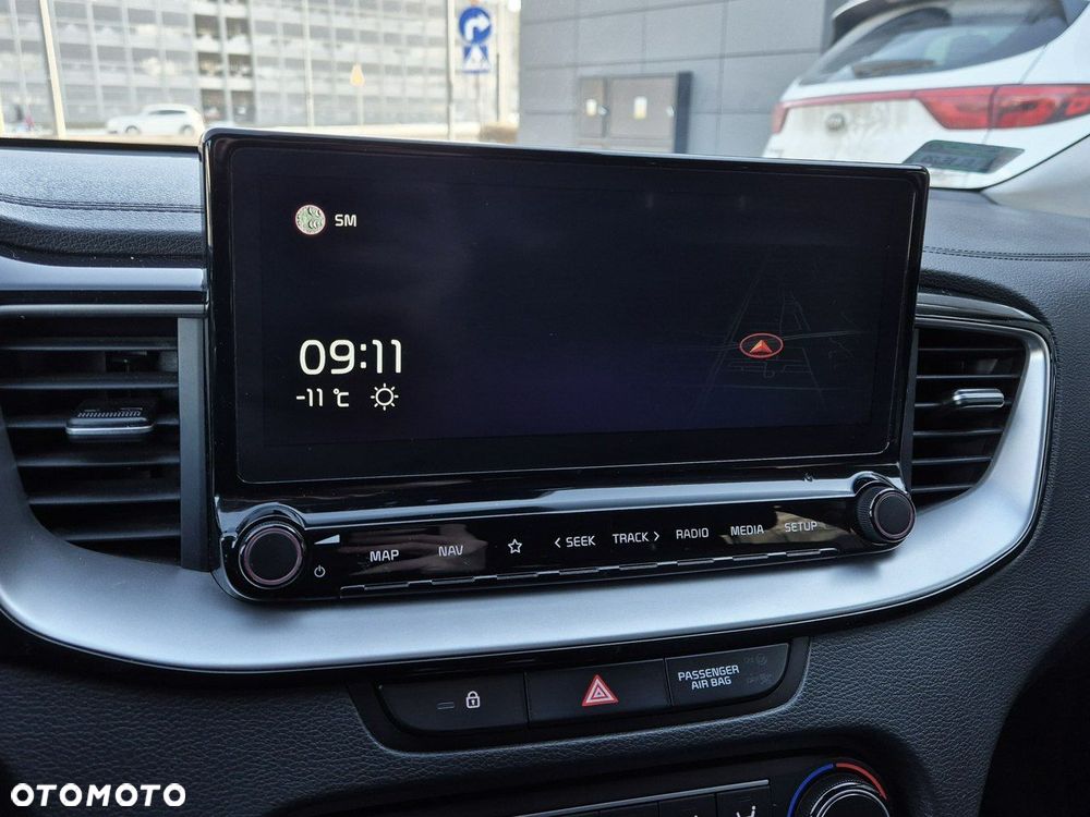 Kia Ceed 1.6 GDI PHEV L Business Line DCT - 25