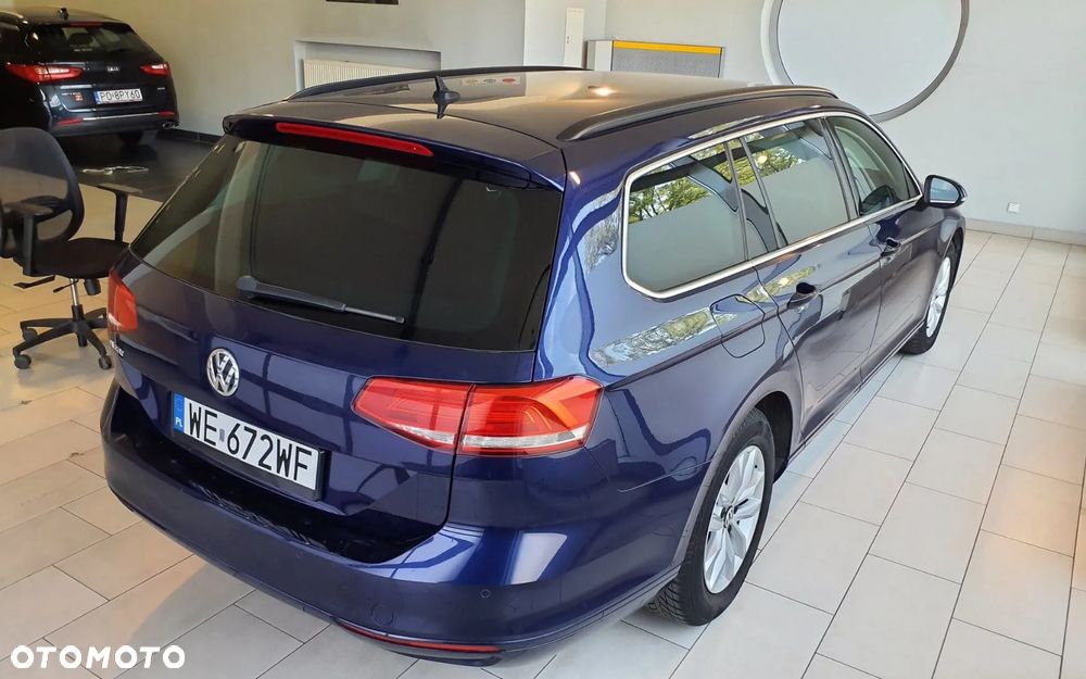Volkswagen Passat 1.5 TSI EVO Elegance - 4