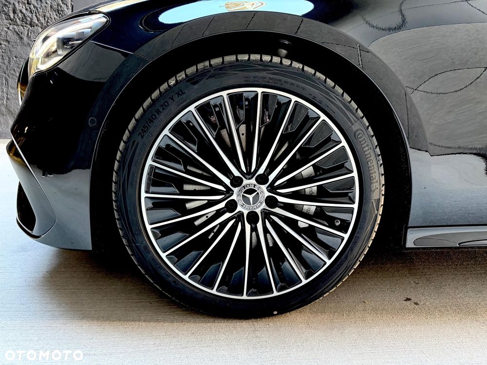 Mercedes-Benz Klasa E 220 d 4-Matic AMG - 37