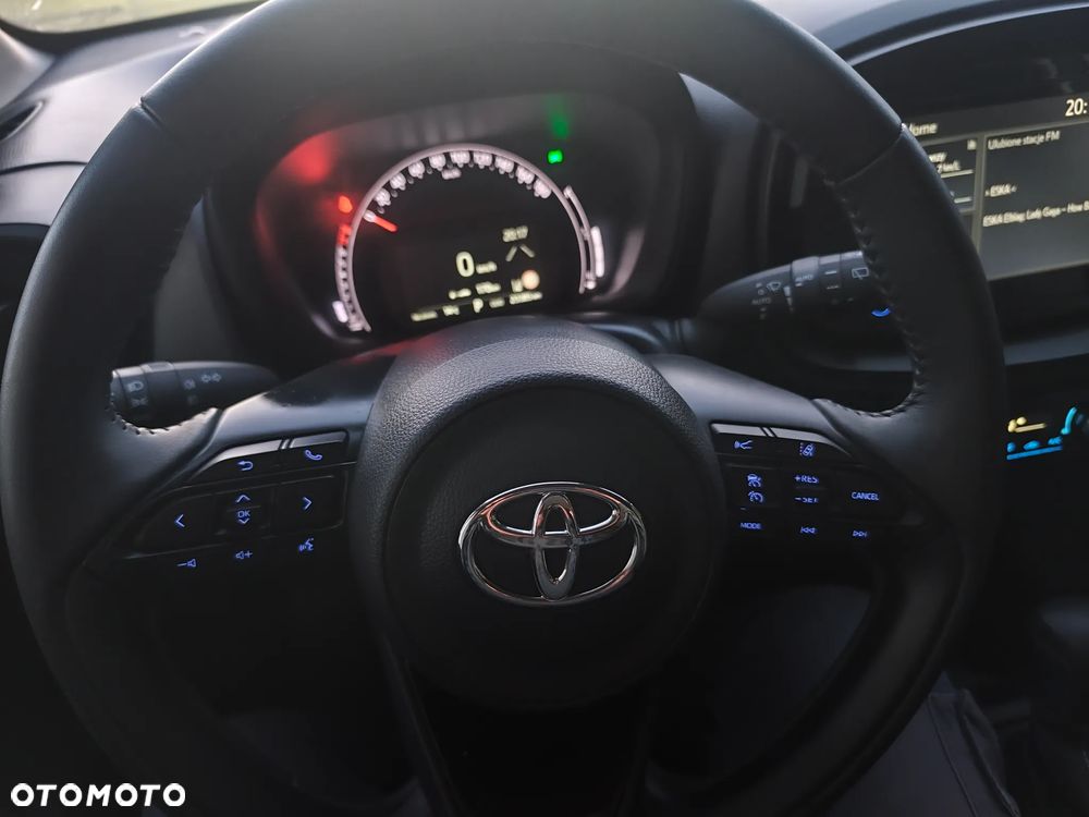 Toyota Aygo X S-CVT Air Prestige - 4