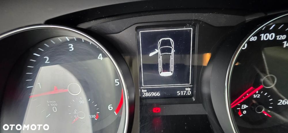 Volkswagen Passat 1.6 TDI BMT Trendline - 11