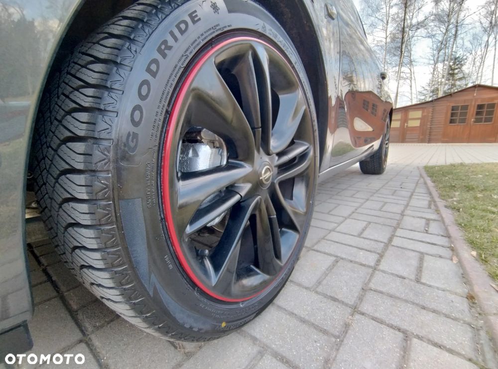 Opel Adam 1.2 Black Link - 17