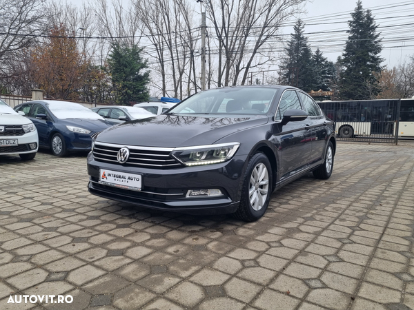 Volkswagen Passat 1.5 TSI ACT DSG Comfortline