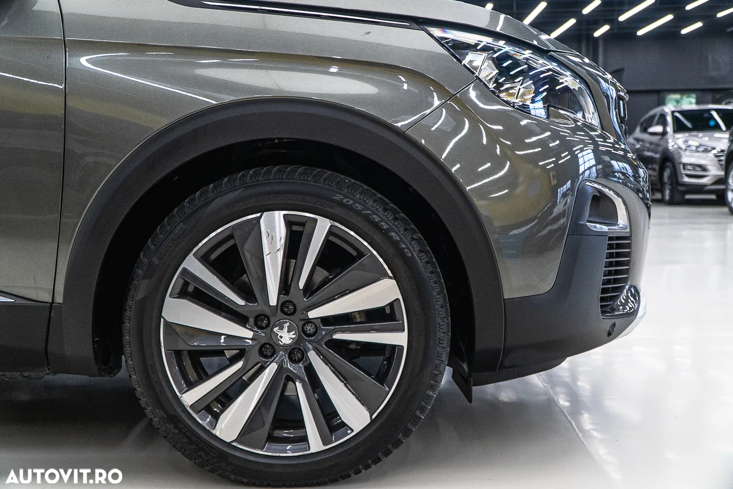 Peugeot 3008 1.2 PureTech Turbo S&S EAT8 Allure - 40