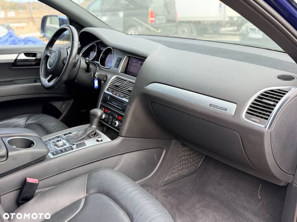 Audi Q7 3.0 TFSI Quattro Tiptronic - 12