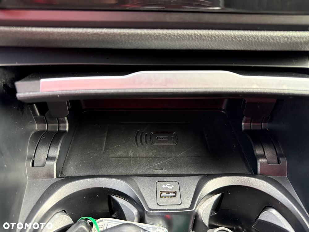 BMW Seria 3 320d xDrive M Sport sport - 34