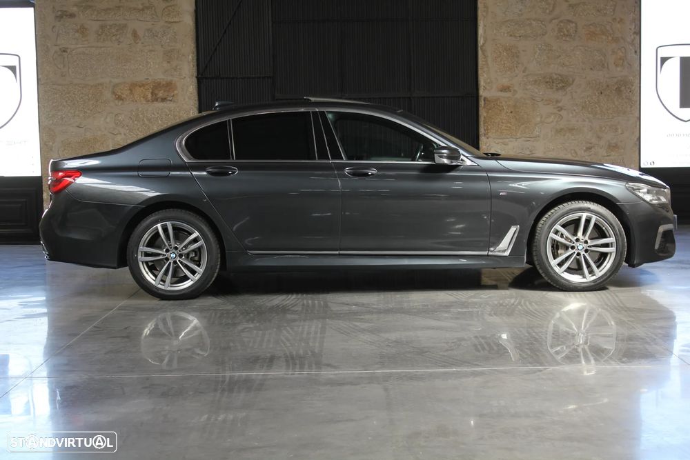 BMW 730 d xDrive Pack M - 4