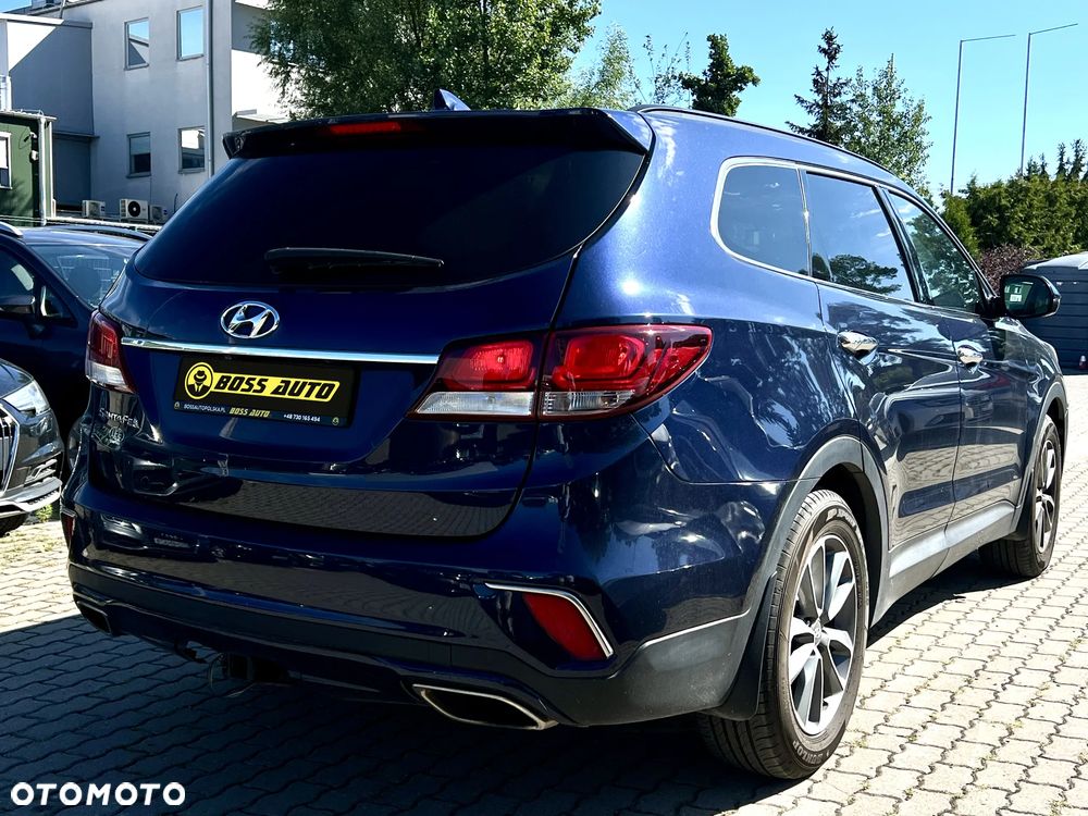 Hyundai Santa Fe - 9