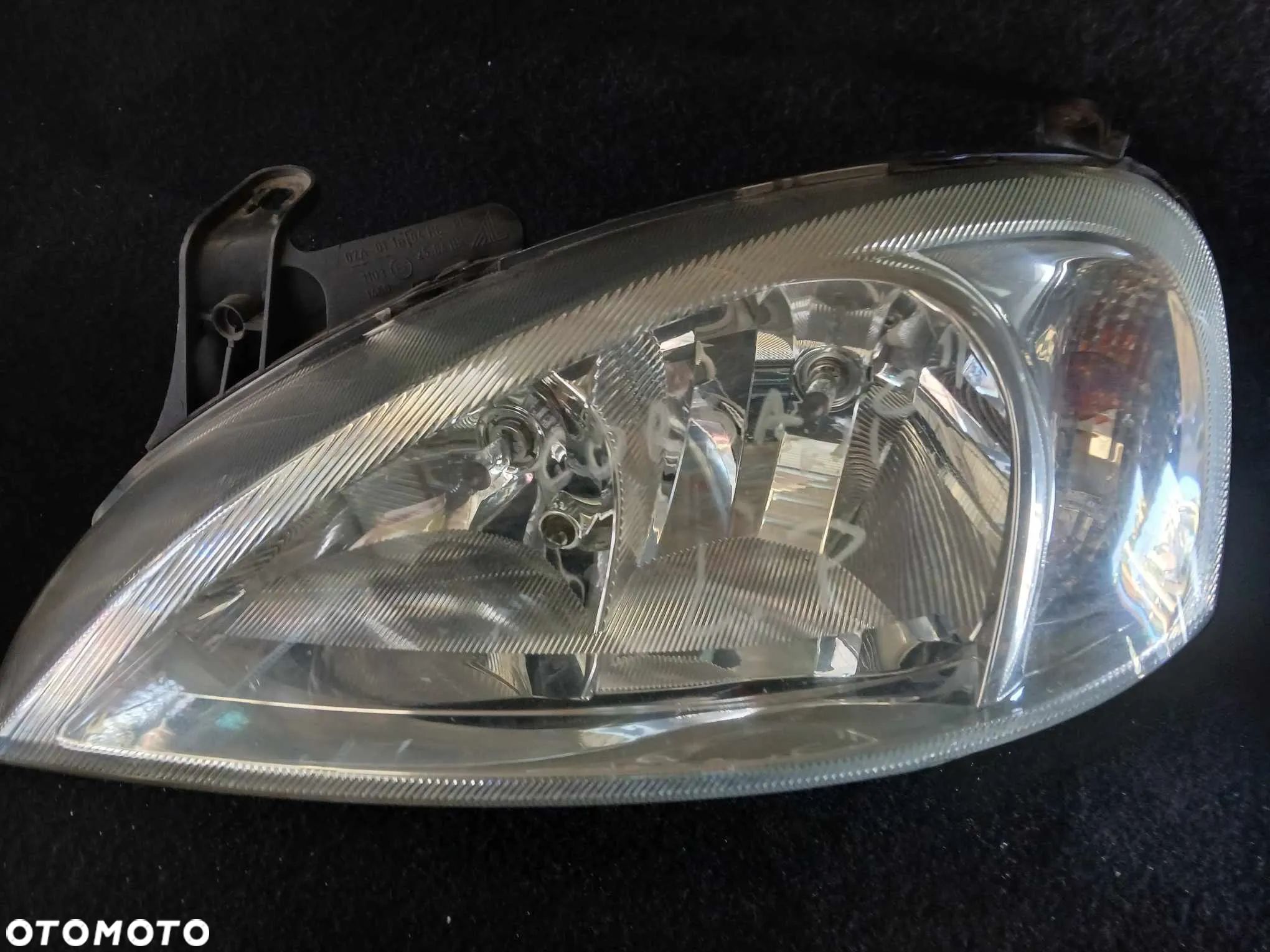 Opel Corsa C Lampa przednia lewa, prawa - 1