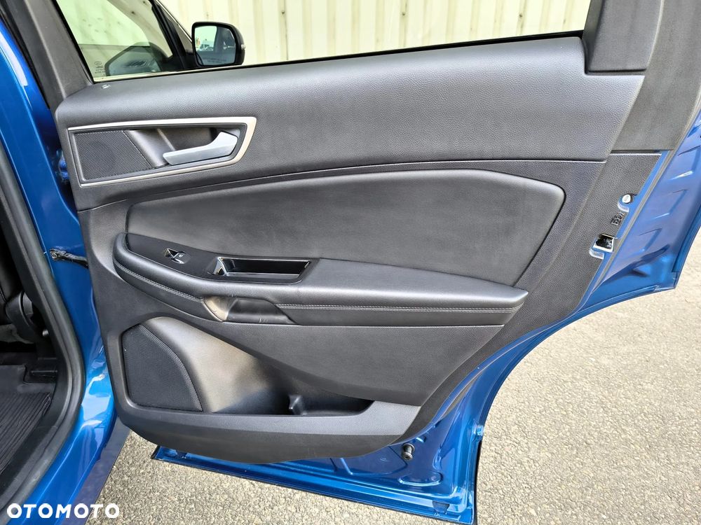 Ford Edge - 30