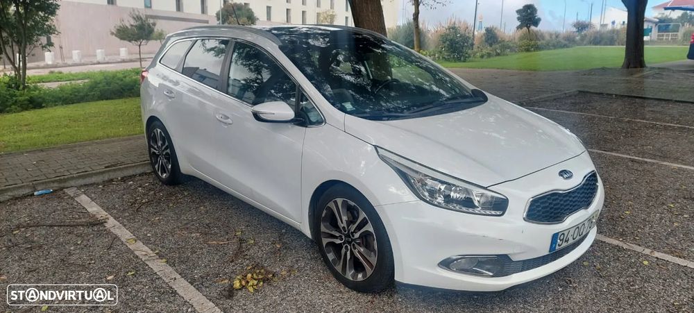 Kia Ceed SW 1.6 CRDi TX Prime - 1