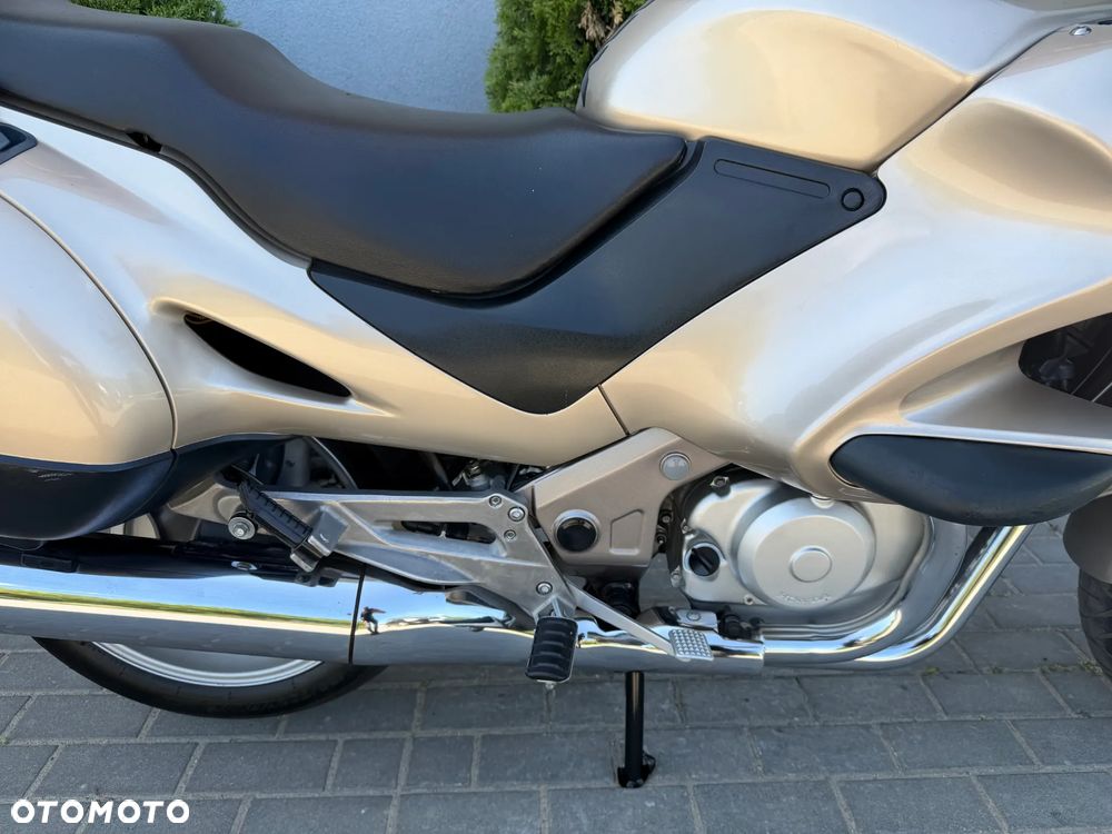 Honda NTV - 18