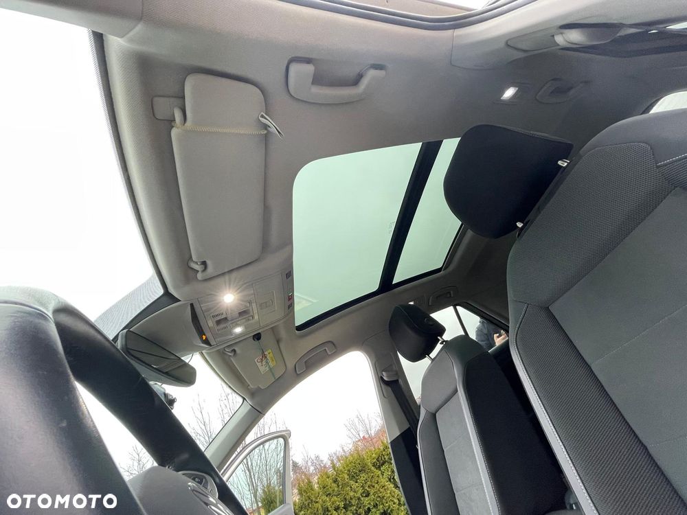 Volkswagen T-Roc 1.5 TSI Style DSG - 15