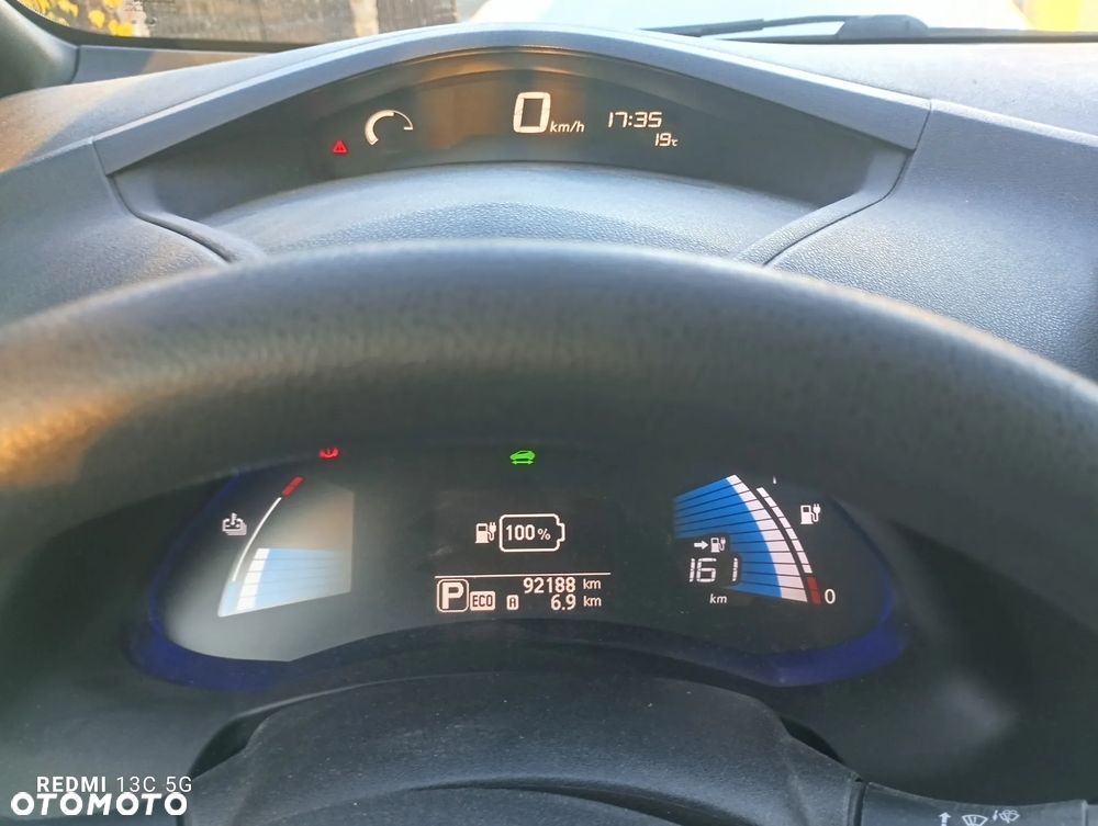 Nissan Leaf - 7