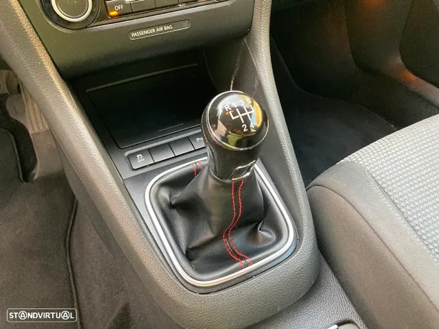 VW Golf Variant 1.6 TDi Sportline - 19