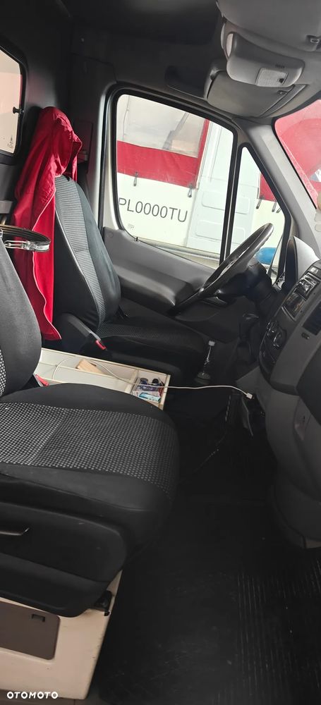 Mercedes-Benz Sprinter - 7