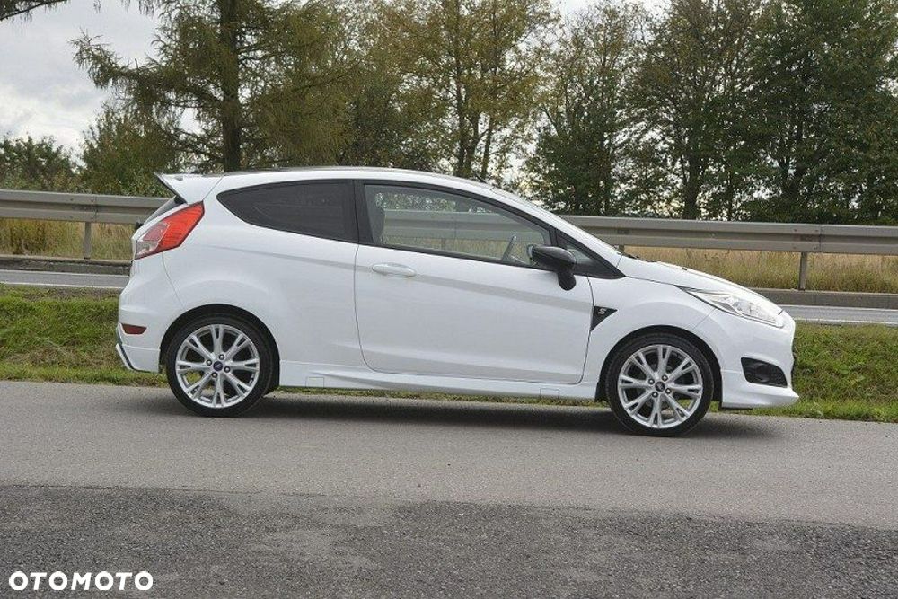 Ford Fiesta 1.0 EcoBoost Start-Stop Sport - 11