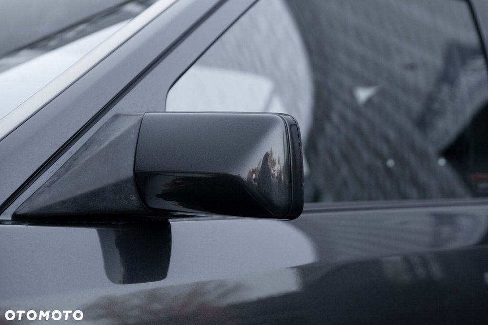 Mercedes-Benz W124 (1984-1993) - 16