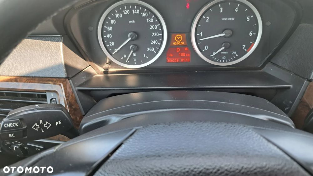 BMW Seria 5 - 28