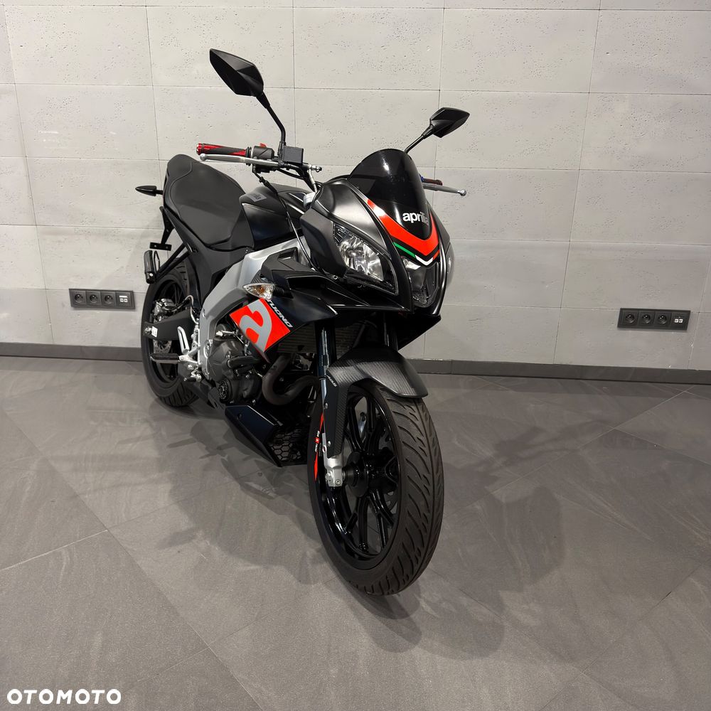 Aprilia Tuono - 4
