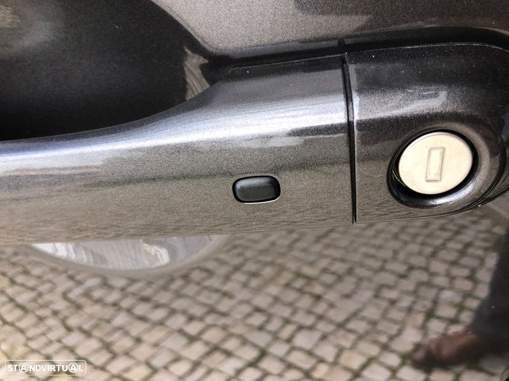 Jeep Renegade 1.3 T Limited DCT - 17