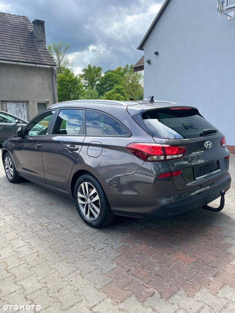 Hyundai i30 1.4 Passion Plus - 3