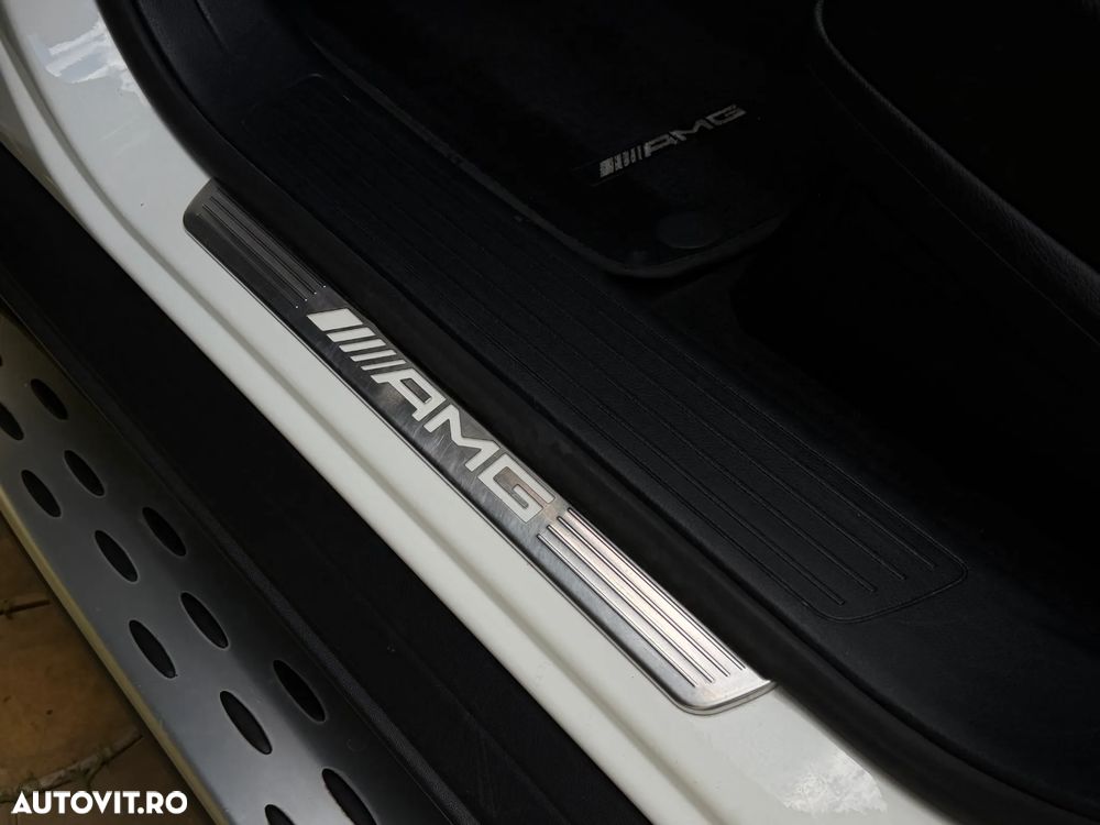 Mercedes-Benz ML 63 AMG 4Matic AMG SPEEDSHIFT 7G-TRONIC - 21