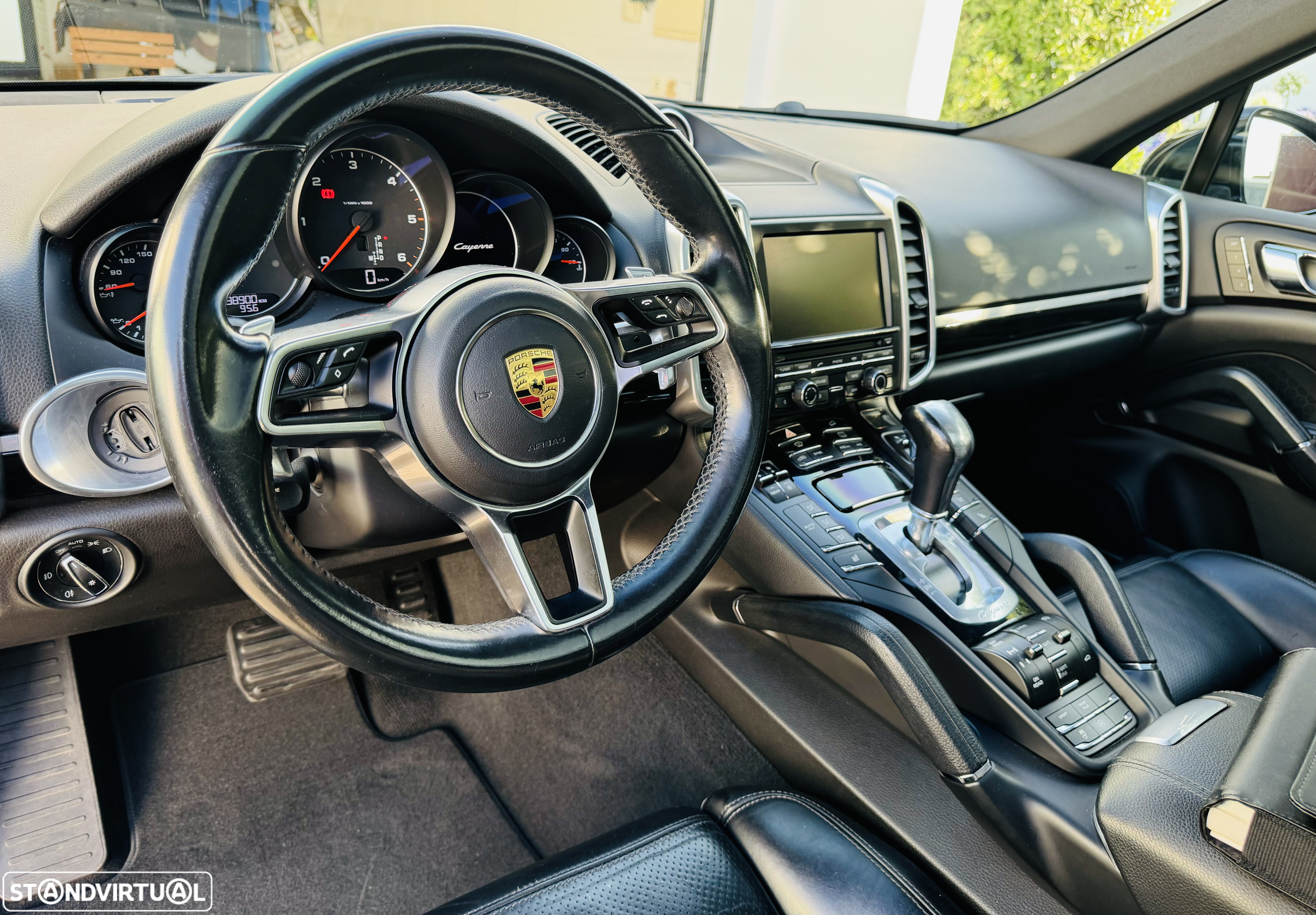 Porsche Cayenne Platinum Edition - 11