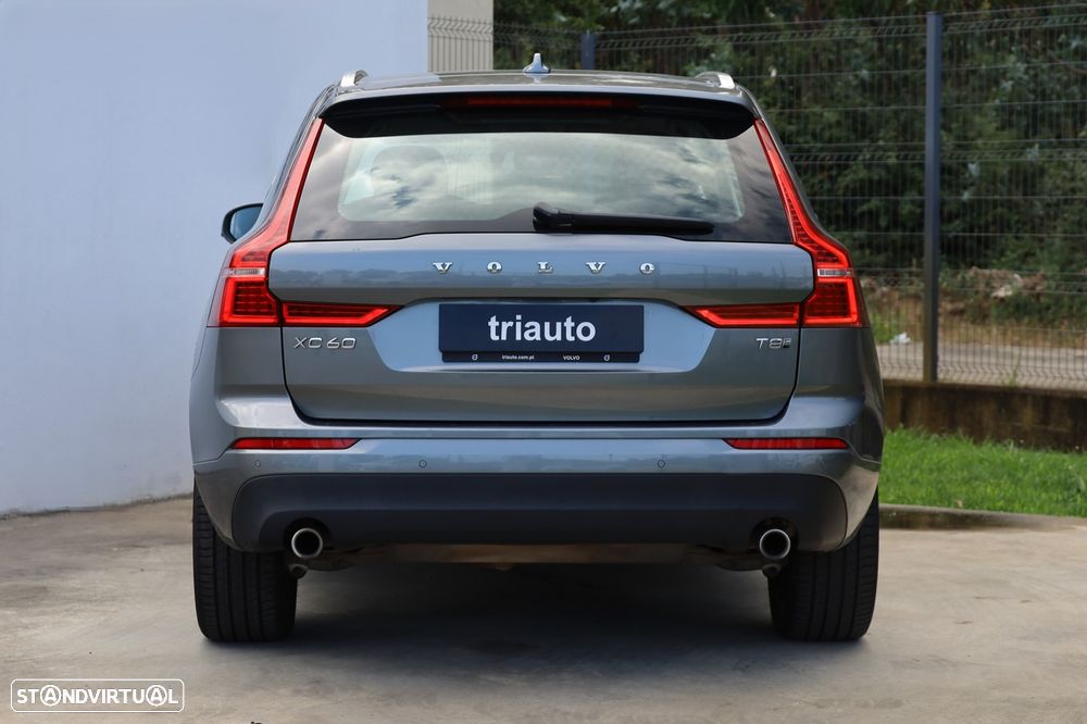 Volvo XC 60 2.0 T8 PHEV Momentum Plus AWD - 3