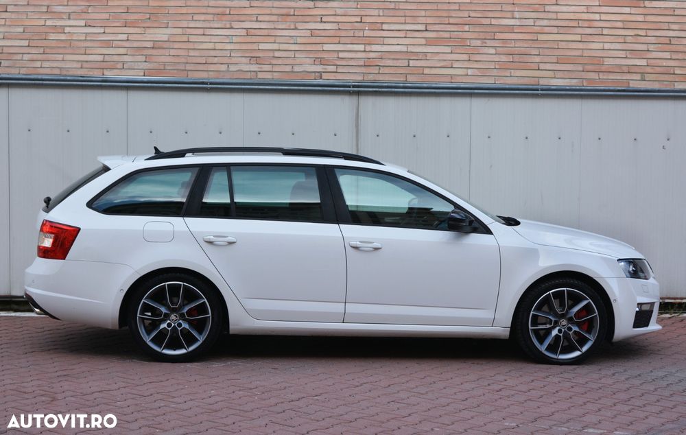 Skoda Octavia 2.0 TDI (Green tec) DSG RS - 8
