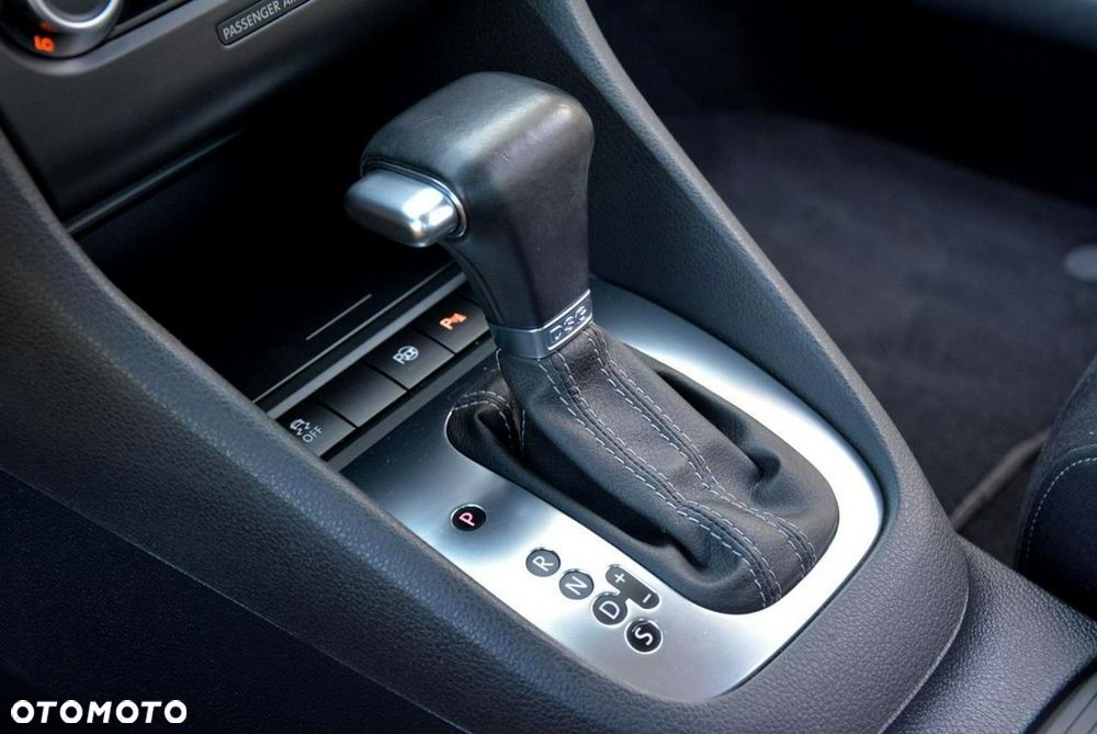Volkswagen Golf 1.4 TSI DSG Team - 31