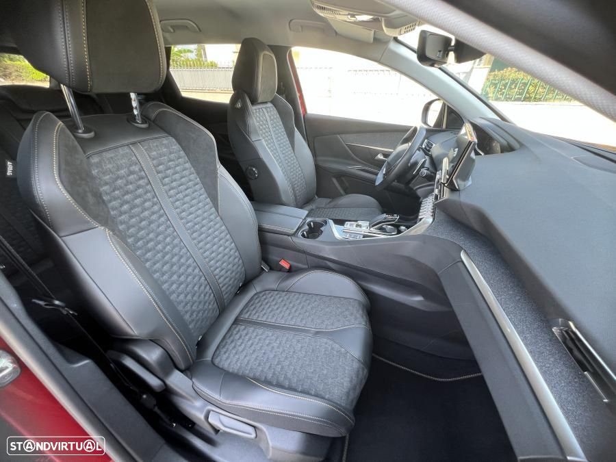Peugeot 3008 225 e-EAT8 Roadtrip - 27