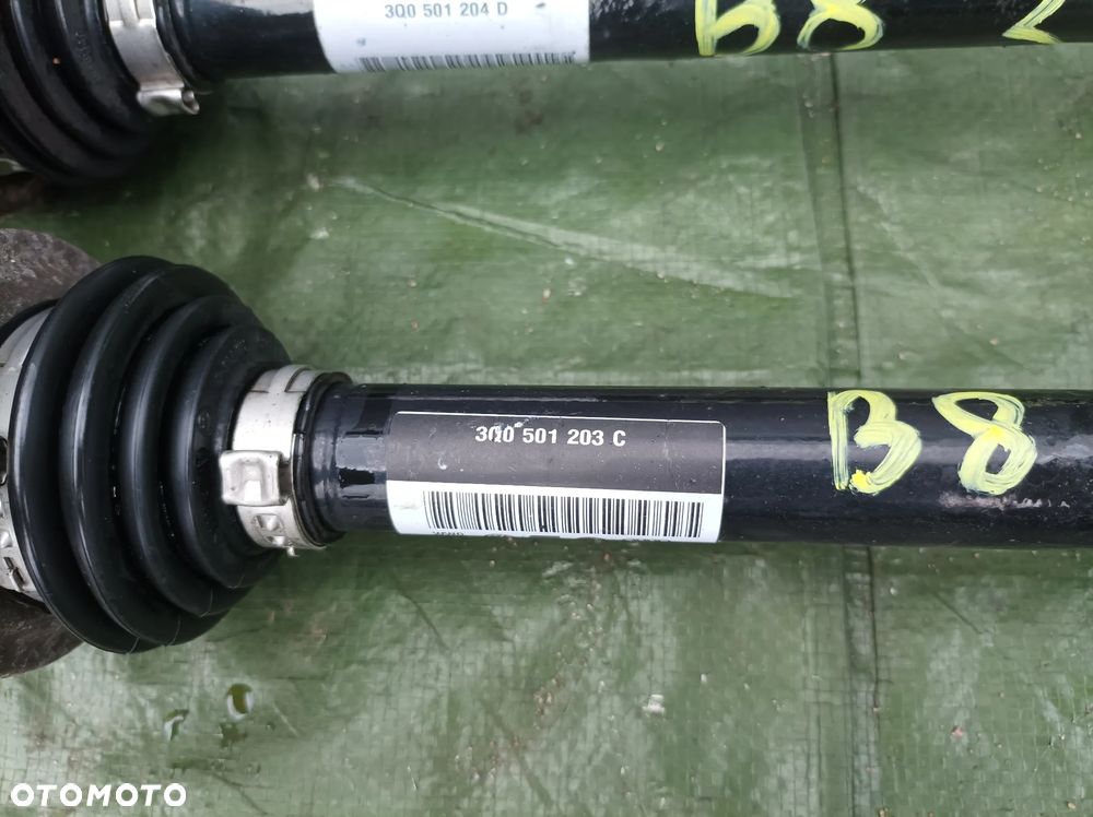 VW Passat B8 półoś tył prawa lewa 3Q0501203C 3Q0501204D 2,0 TDI 240km - 3