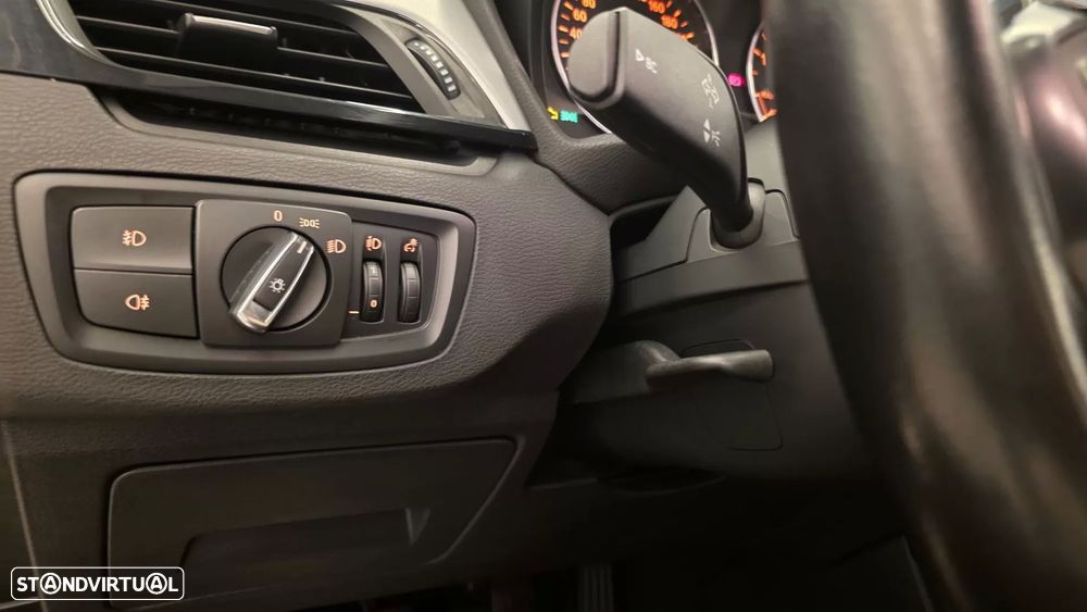 BMW X1 16 d sDrive Advantage - 39