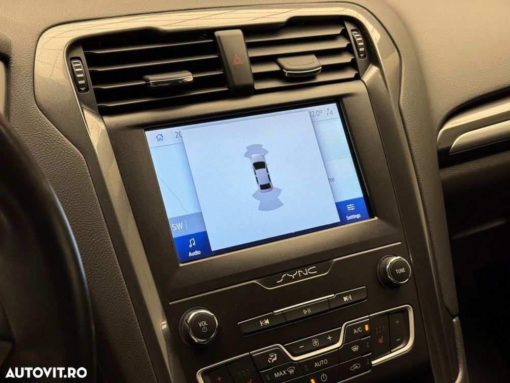 Ford Mondeo - 12