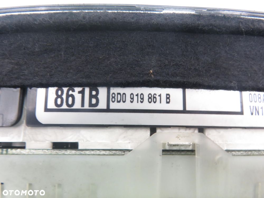 LICZNIK AUDI A4 B5 1.9 TDI 8D0919861B 8L0919272A - 2