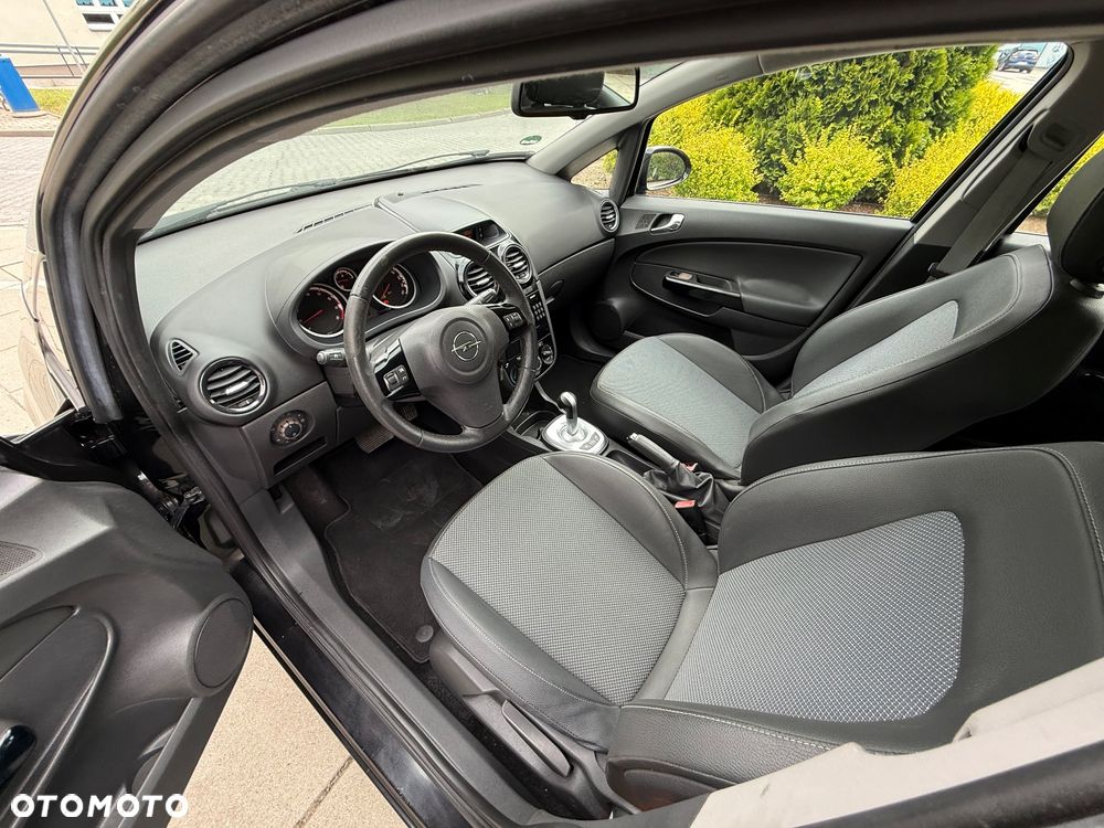 Opel Corsa 1.2 16V Cosmo EasyTronic - 5