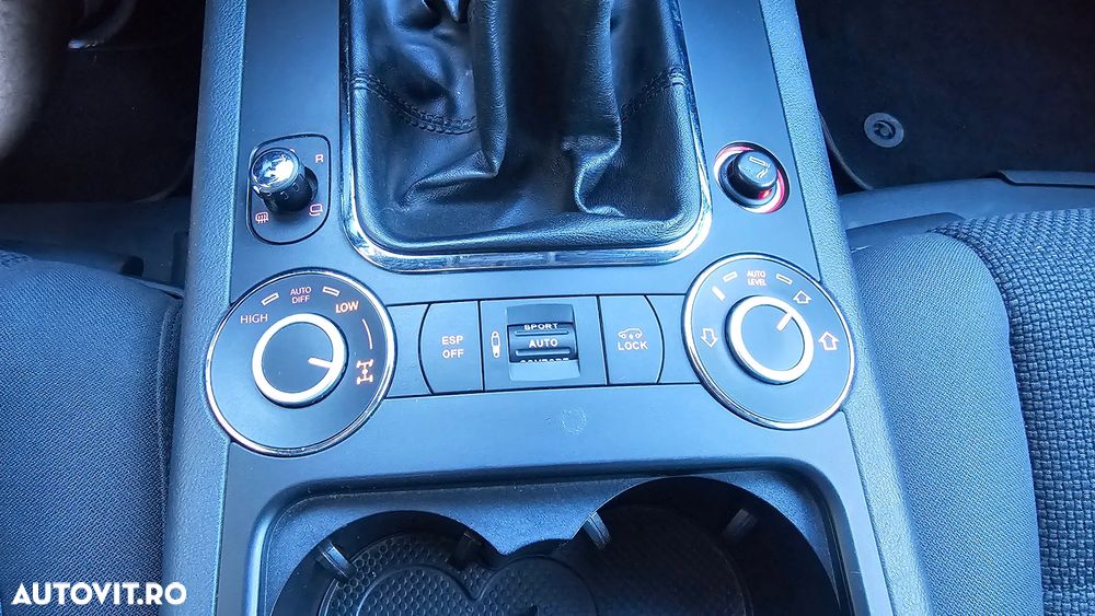 Volkswagen Touareg 3.0 V6 TDI DPF Mountain - 15