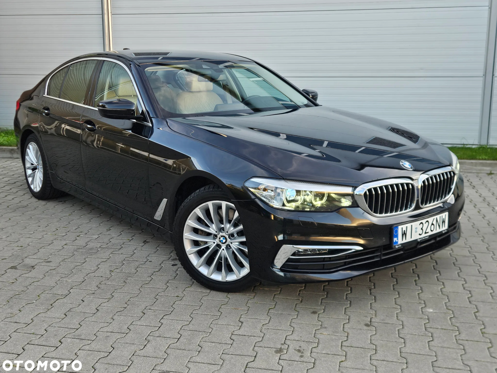 BMW Seria 5 530i GPF xDrive Luxury Line - 2
