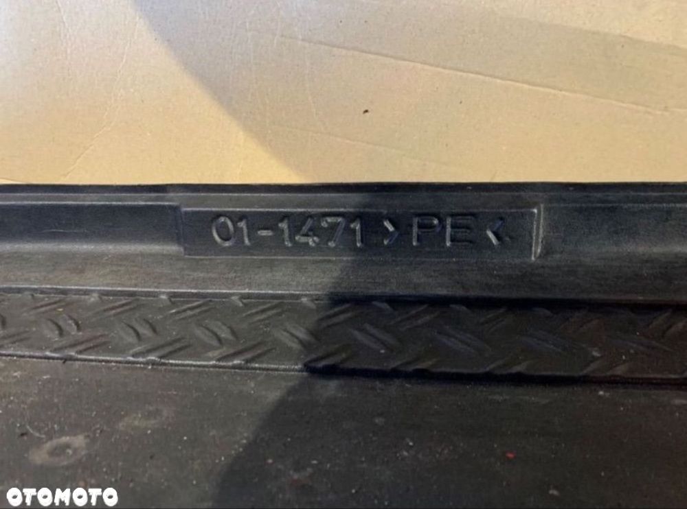 01-1471 pokrywa wykładzina bagażnika Toyota Corolla e12 - 3