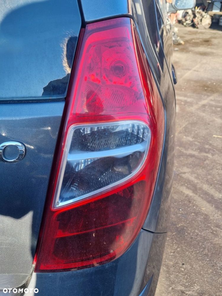 HYUNDAI i10 LIFT 10-13 r. HB 5D LAMPA PRAWY TYŁ PT EU + - 3
