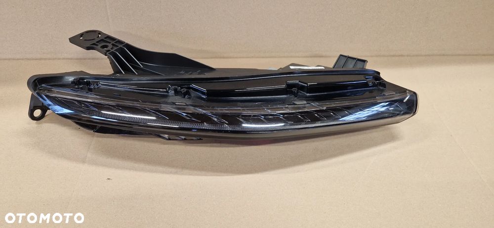 CITROEN C5X 21- LAMPA LED DRL KIERUNKOWSKAZ PRAWY EUROPA - 1