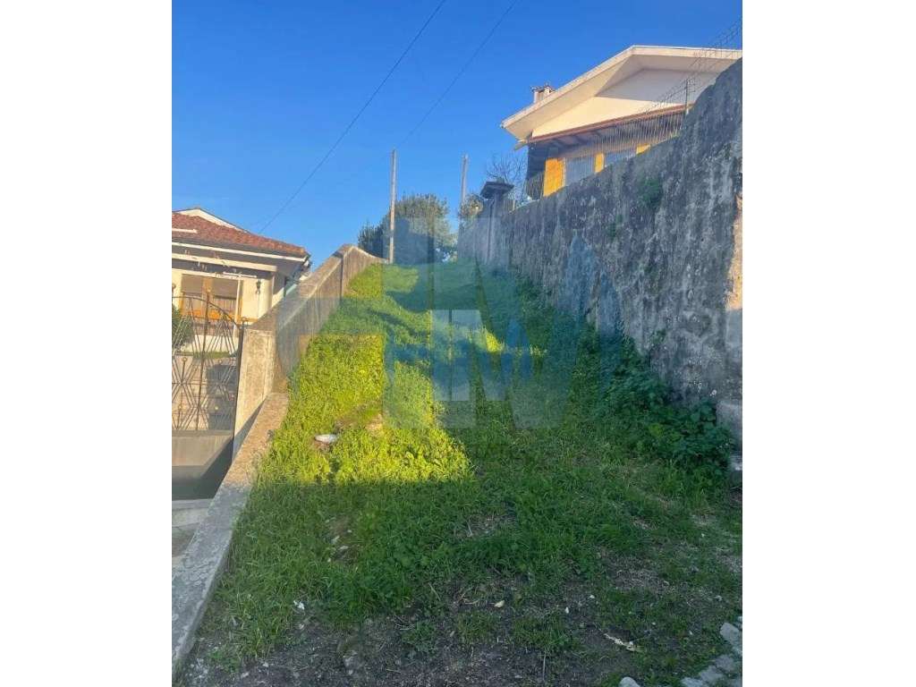 Terreno c/ moradia - Castelo da Maia - Grande imagem: 2/7