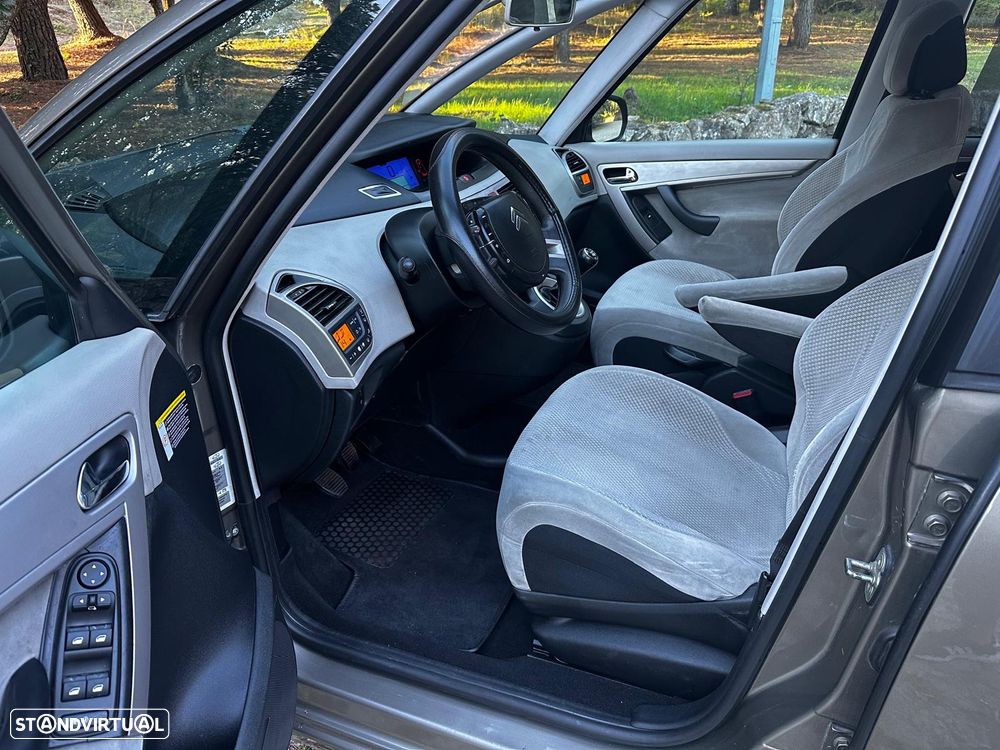 Citroën C4 Grand Picasso 1.6 HDi FAP Exclusive - 6