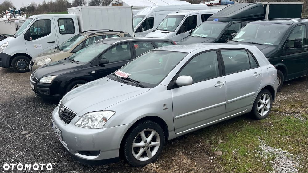 Ford Focus 1.6 Ambiente - 23