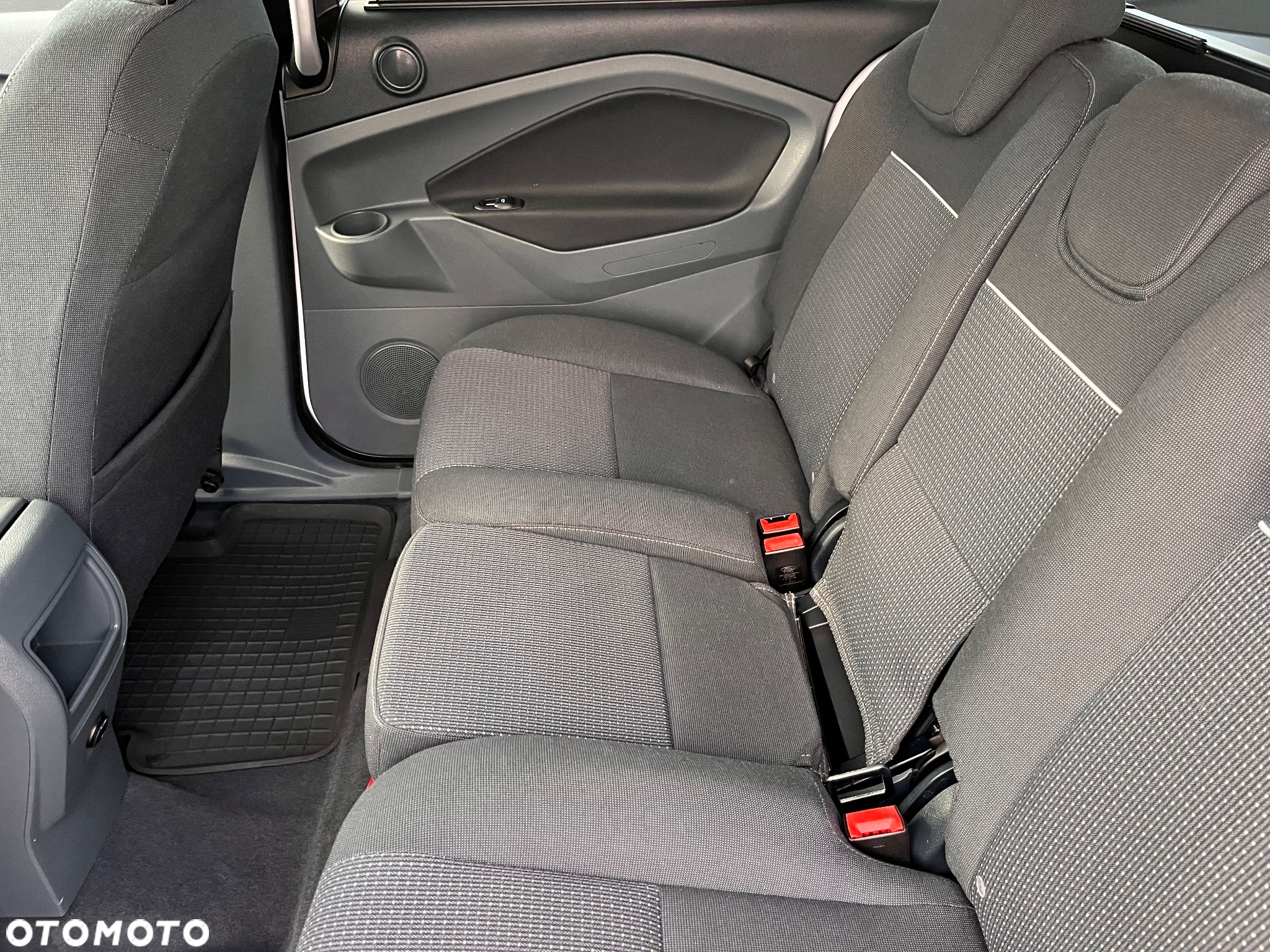 Ford Grand C-MAX 1.0 EcoBoost Start-Stopp-System Business Edition - 18