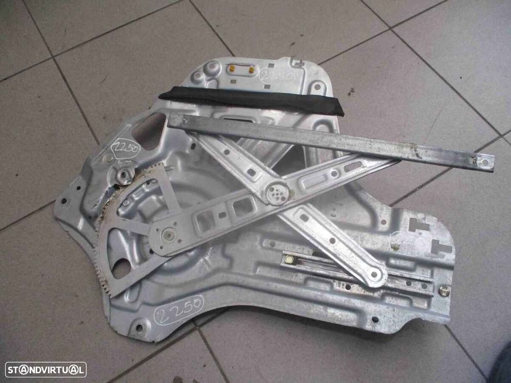 Elevador Sem Motor Elevsm2250 KIA CARNIVAL 2 2009 2.9 CRDI 185CV 5P CINZA FE - 1