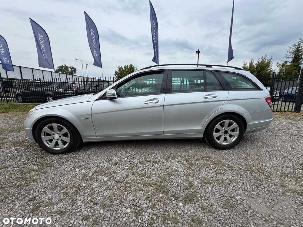 Mercedes-Benz Klasa C 180 BlueEFFICIENCY 7G-TRONIC Elegance - 4